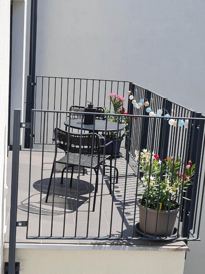 Szondi Corner Apartman Budapest Ngoại thất bức ảnh