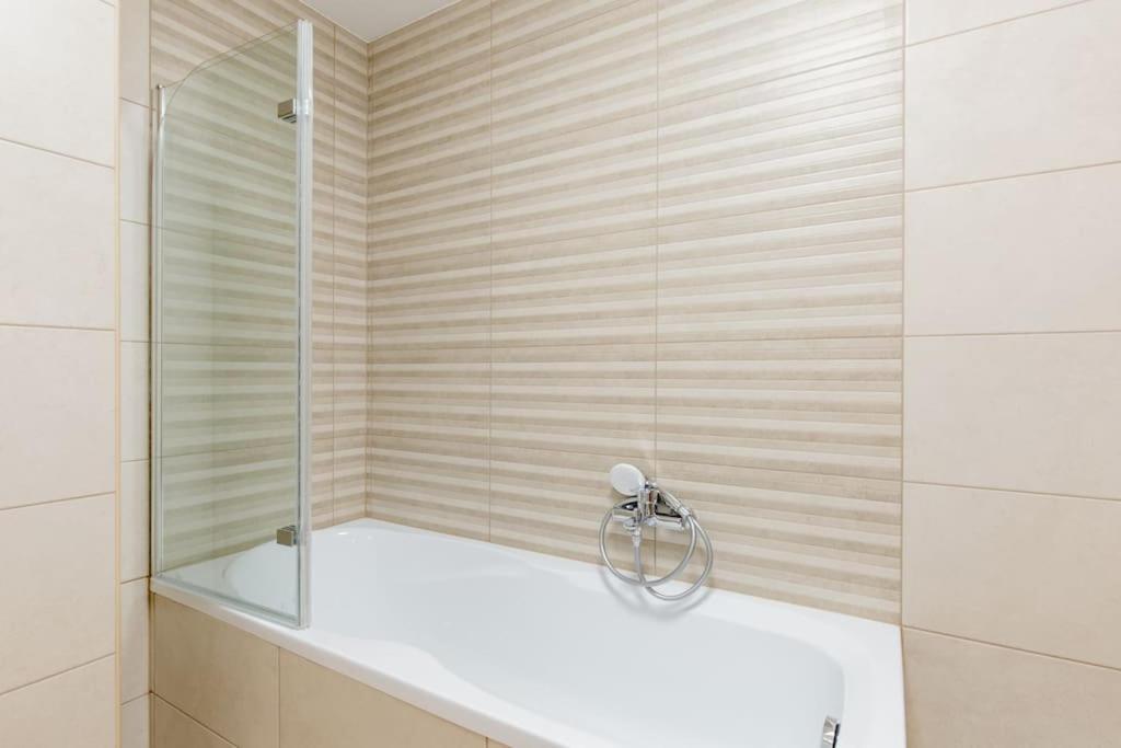 Szondi Corner Apartman Budapest Ngoại thất bức ảnh