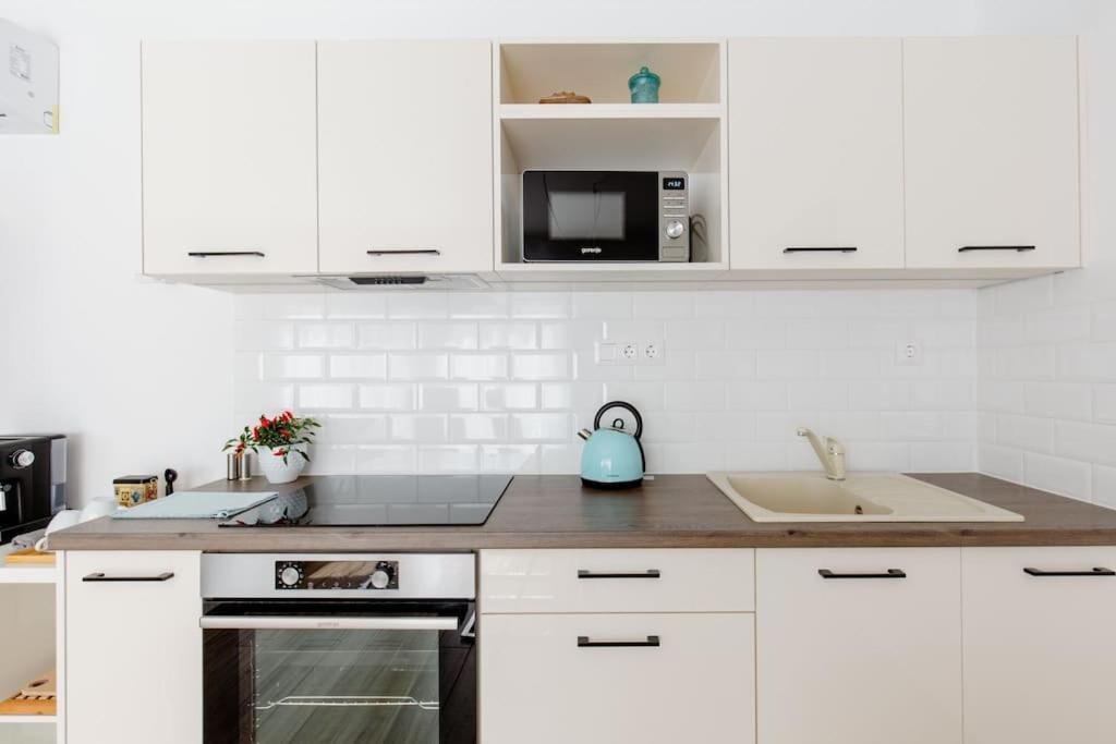 Szondi Corner Apartman Budapest Ngoại thất bức ảnh